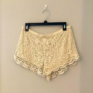Cream lace shorts, Medium
